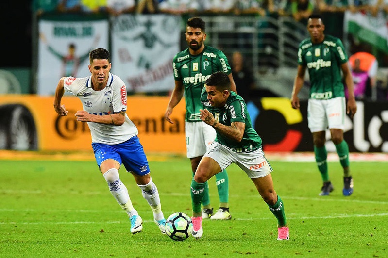 Palmeiras busca reação e Cruzeiro joga o ano na Copa do Brasil  Leia