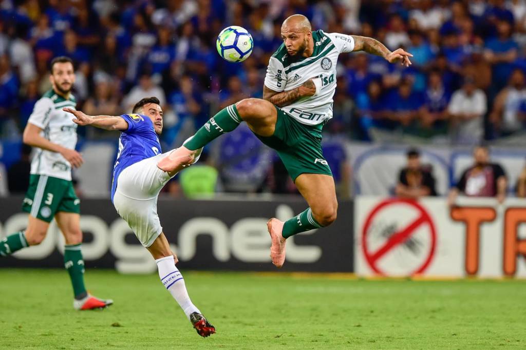 Cruzeiro segura o Palmeiras e avança à final da Copa do Brasil  Leia