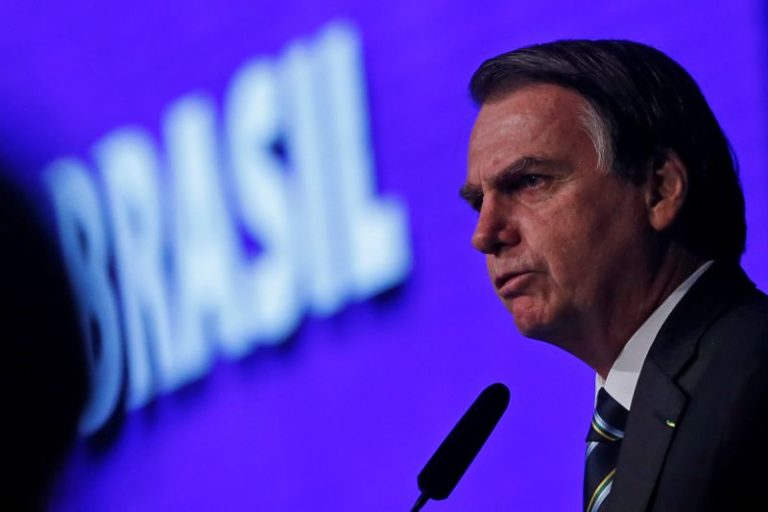 Bolsonaro anuncia mudanças na Lei Rouanet - Leia Notícias