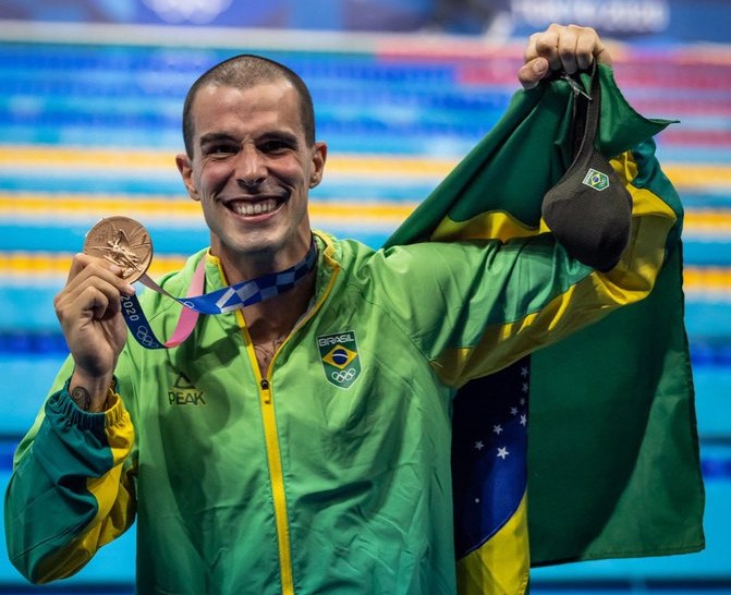 Bruno Fratus conquista o bronze nos 50m livre em Tóquio ...