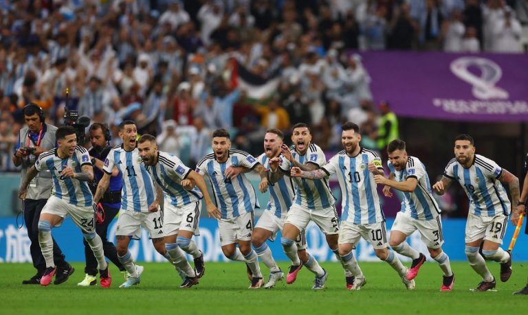 Em partida agitada, Argentina bate Holanda nos pênaltis e avança às semis  da Copa do Mundo 2022, Futebol