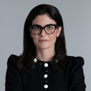 Cinthia Nespoli assume como CEO da Pearson Brasil