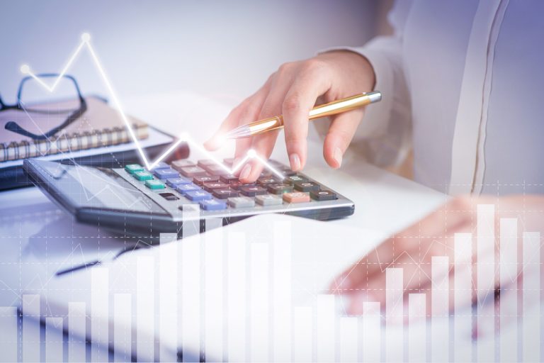 Taxa de câmbio deve sofrer ainda mais oscilações em 2025