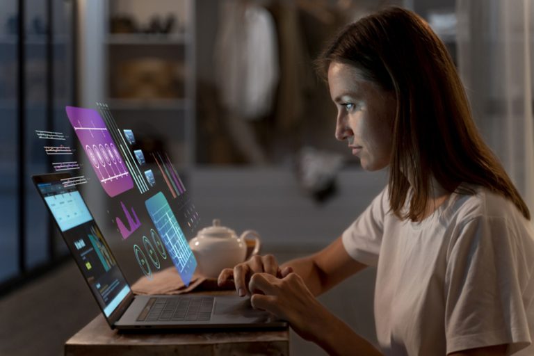IA redesenha funções e requalifica tecnologia, diz estudo
