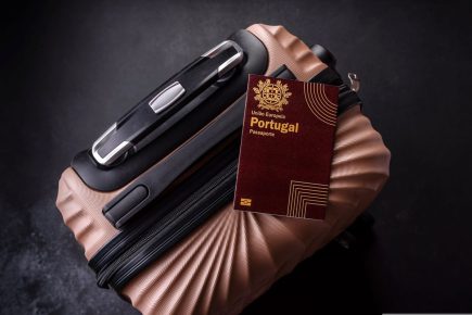 Especialista explica como viver legalmente em Portugal