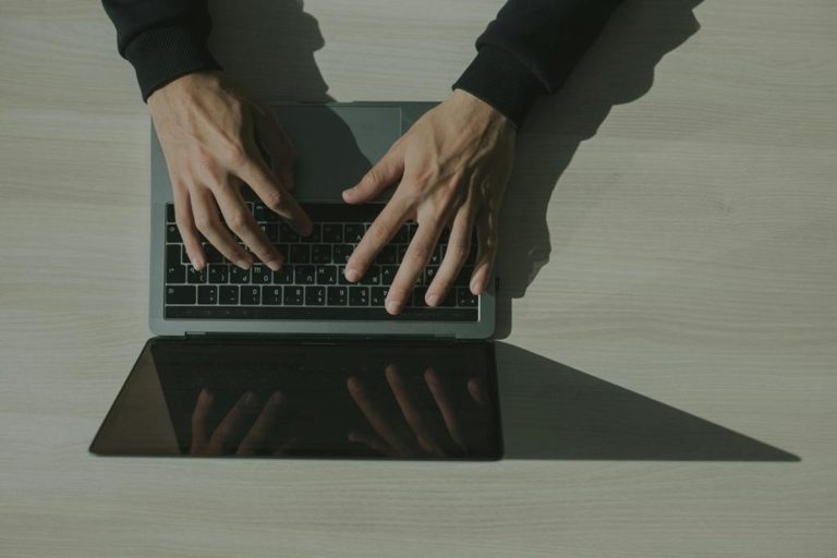 Violações de dados crescem 24 vezes no Brasil