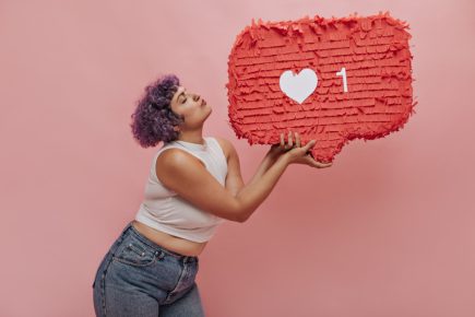 Marketing de influência regional cresce no Brasil em 2025