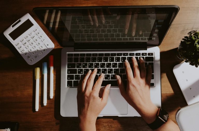 IBRI e Fipecafi lançam curso sobre IFRS S1 e S2 para profissionais de RI