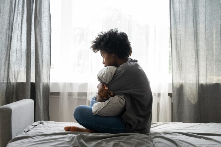 Saúde mental de jovens é motivo de preocupação no Brasil