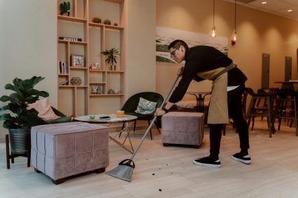 Trabalho intermitente ganha espaço nos bares e restaurantes