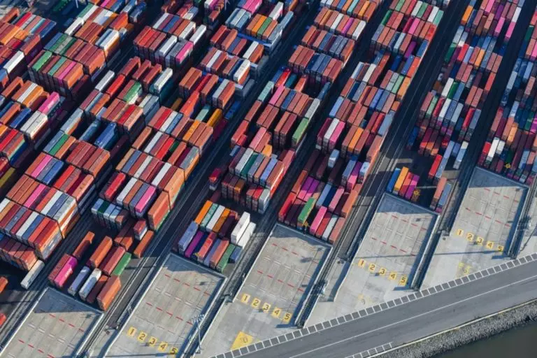 PLEX Logistics fecha parceria para expansão ao mercado dos EUA