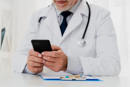AdmDoctor: startup ajuda na adesão à PJ médica em até 24h