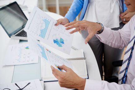 Planos de saúde acumulam alta de quase 400% em uma década