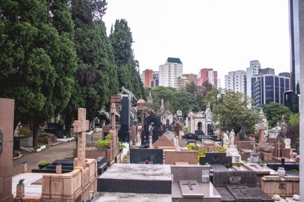 Cemitério da Consolação recebe exposição fotográfica inédita
