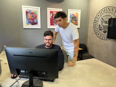 Jovens vêm desenvolvendo CRM integrado para rastrear leads