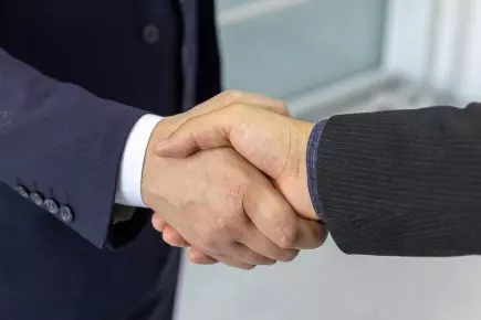 PLATAFORMA Negócios inicia parceria com Stellantis Consórcio