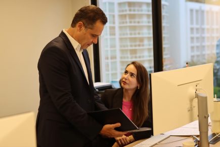 Expandir negócios para os EUA exige cuidados, alerta jurista