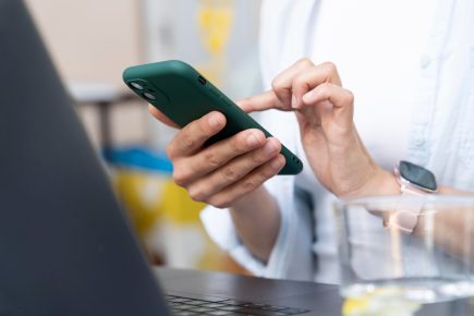 Automação no WhatsApp agiliza atendimento de empresas