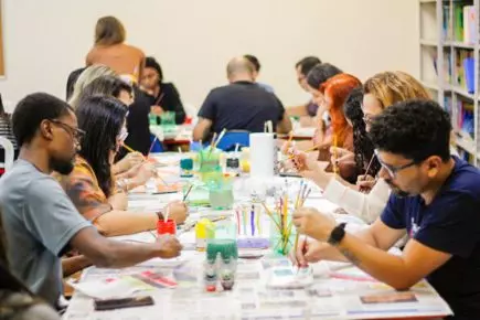Instituto Arte na Escola promove formações de arte-educação