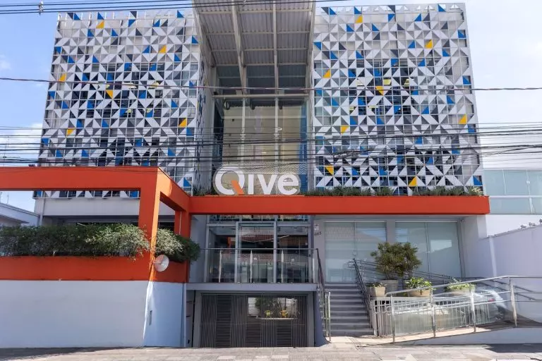 Qive amplia portfólio com pagamentos multipaíses