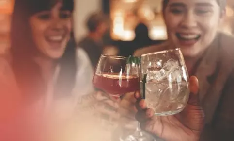 Bartender Virtual de MONIN conecta tecnologia e coquetelaria