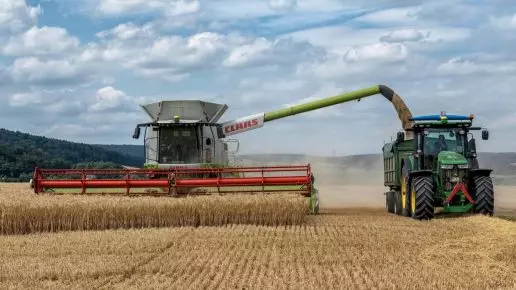 Empresas e produtores ampliam uso do consórcio de pesados