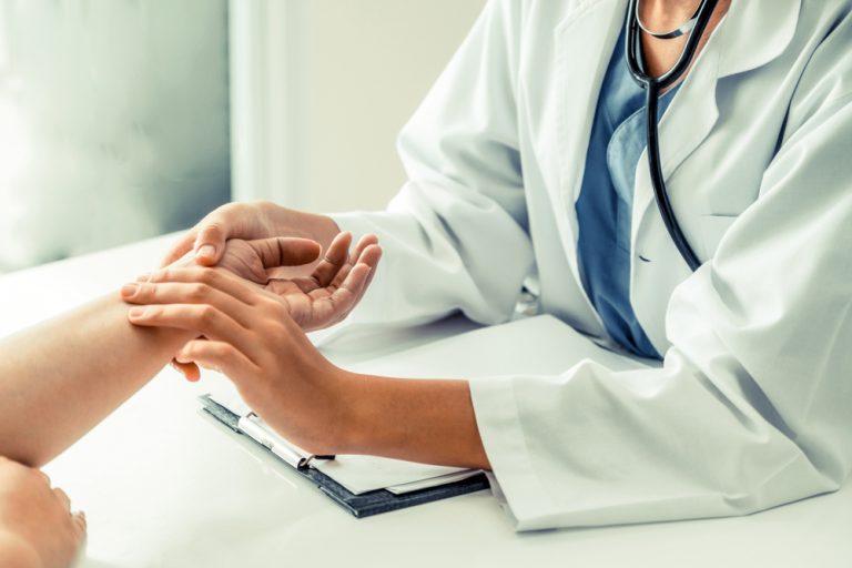 Calor eleva esforço do coração e pede cuidados