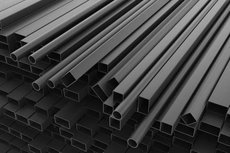 Estoque estratégico reduz riscos na logística do aço