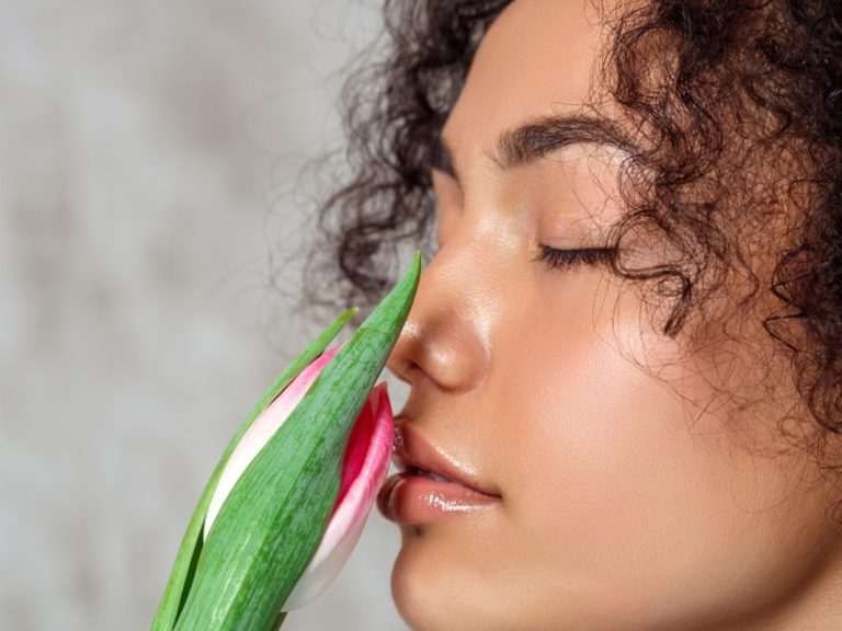 Crescimento da beleza consciente impulsiona demanda por maquiagem vegana