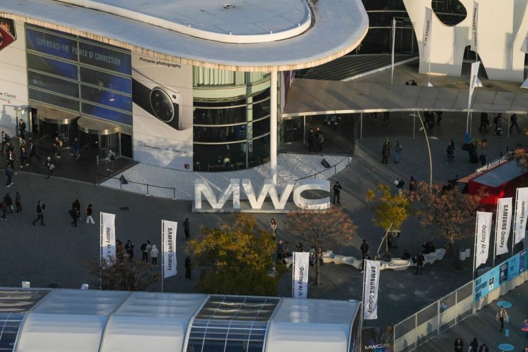 Brasil amplia presença internacional no MWC 2026