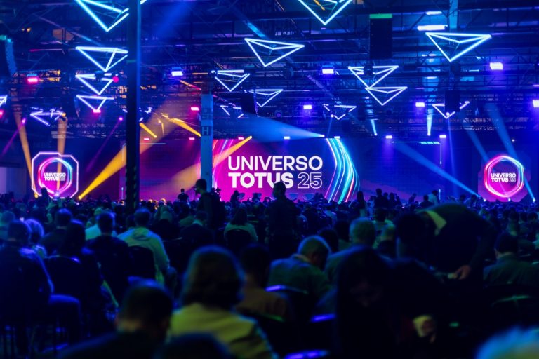 Universo TOTVS acontecerá em outubro com foco em IA B2B