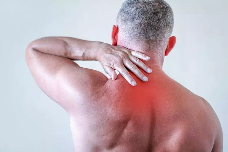 Excesso de peso pode intensificar dores crônicas