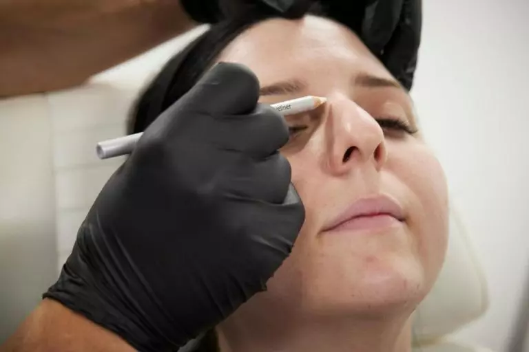 Fim do verão impulsiona busca por cuidados com a pele