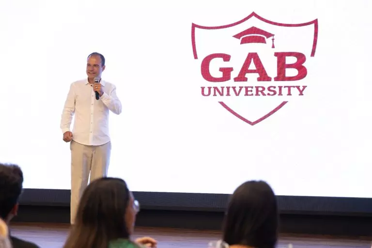 Universidades reforçam formação intercultural